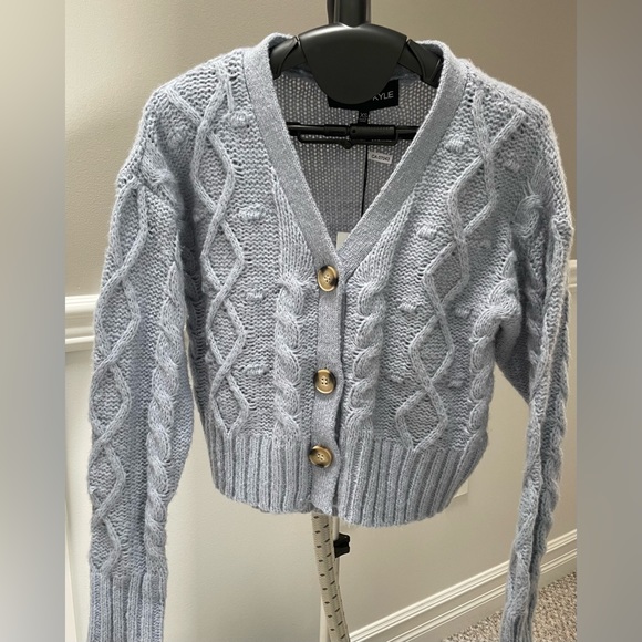 NWT Cropped Sweater Set Kendall & Kylie Brand - Picture 3 of 4